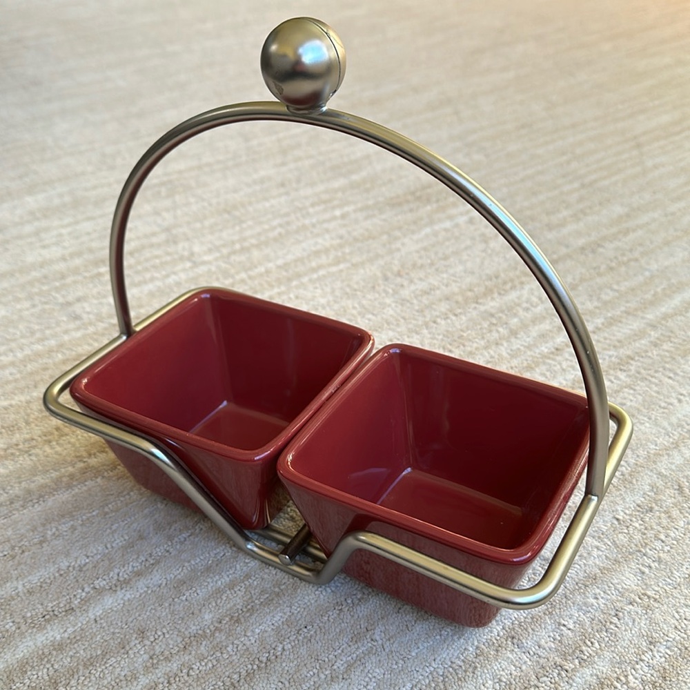 PAMPERED CHEF Simple Additions Silver Caddy w/ 2 Square Cranberry Bowls